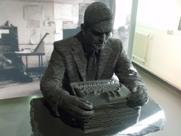 Statua di Alan Turing