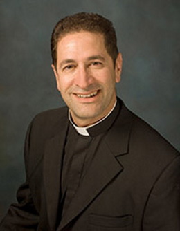 Padre Timothy Kesicki