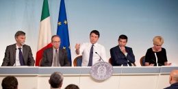 Matteo Renzi conferenza stampa 
